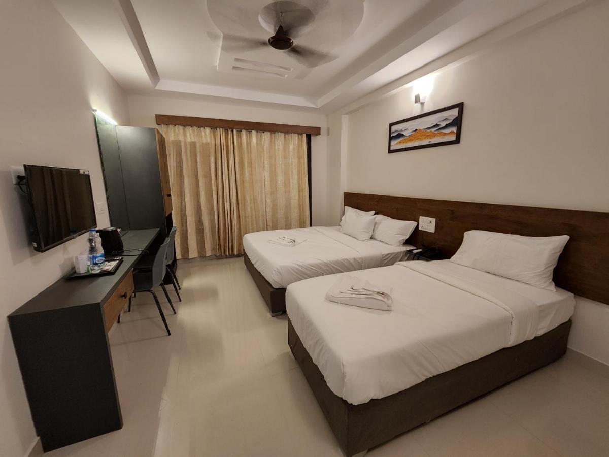 Hotel Park Raama 티루파티 외부 사진
